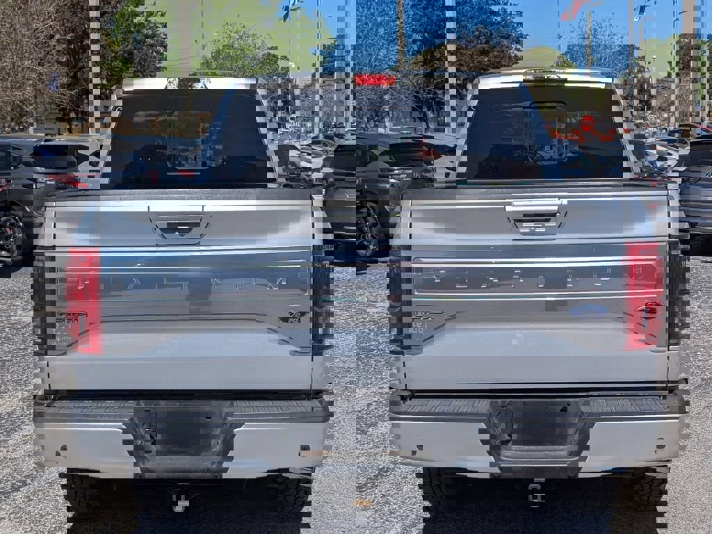 Used 2015 Ford F150 Lariat w/ Equipment Group 502A Luxury image 4