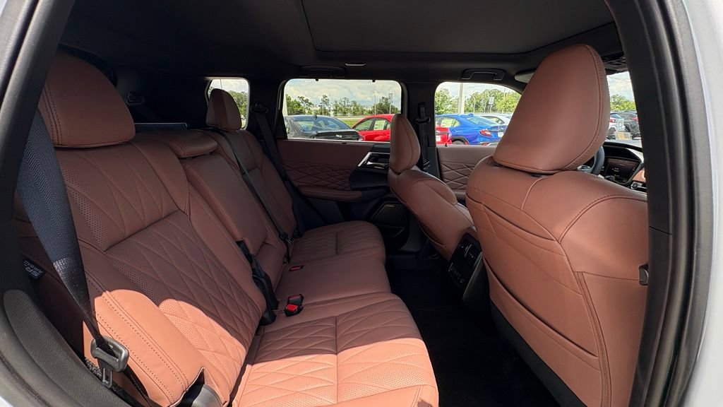 Used 2025 Mitsubishi Outlander SEL FWD image 21