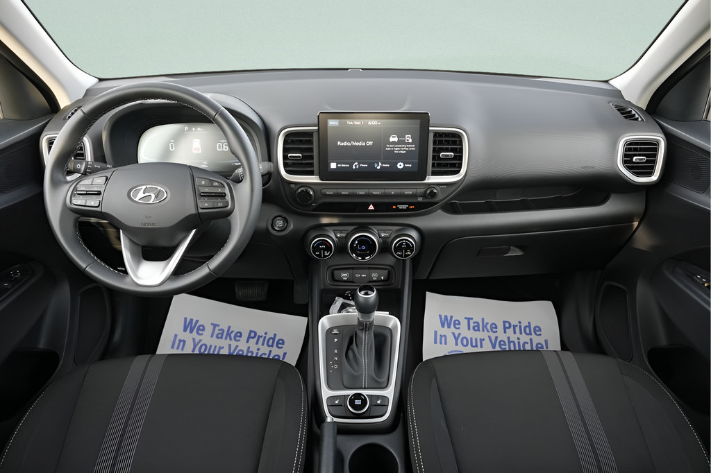 Certified 2026 Hyundai Venue SEL FWD image 16