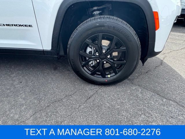 New 2026 Jeep Grand Cherokee Altitude AWD/4WD image 11