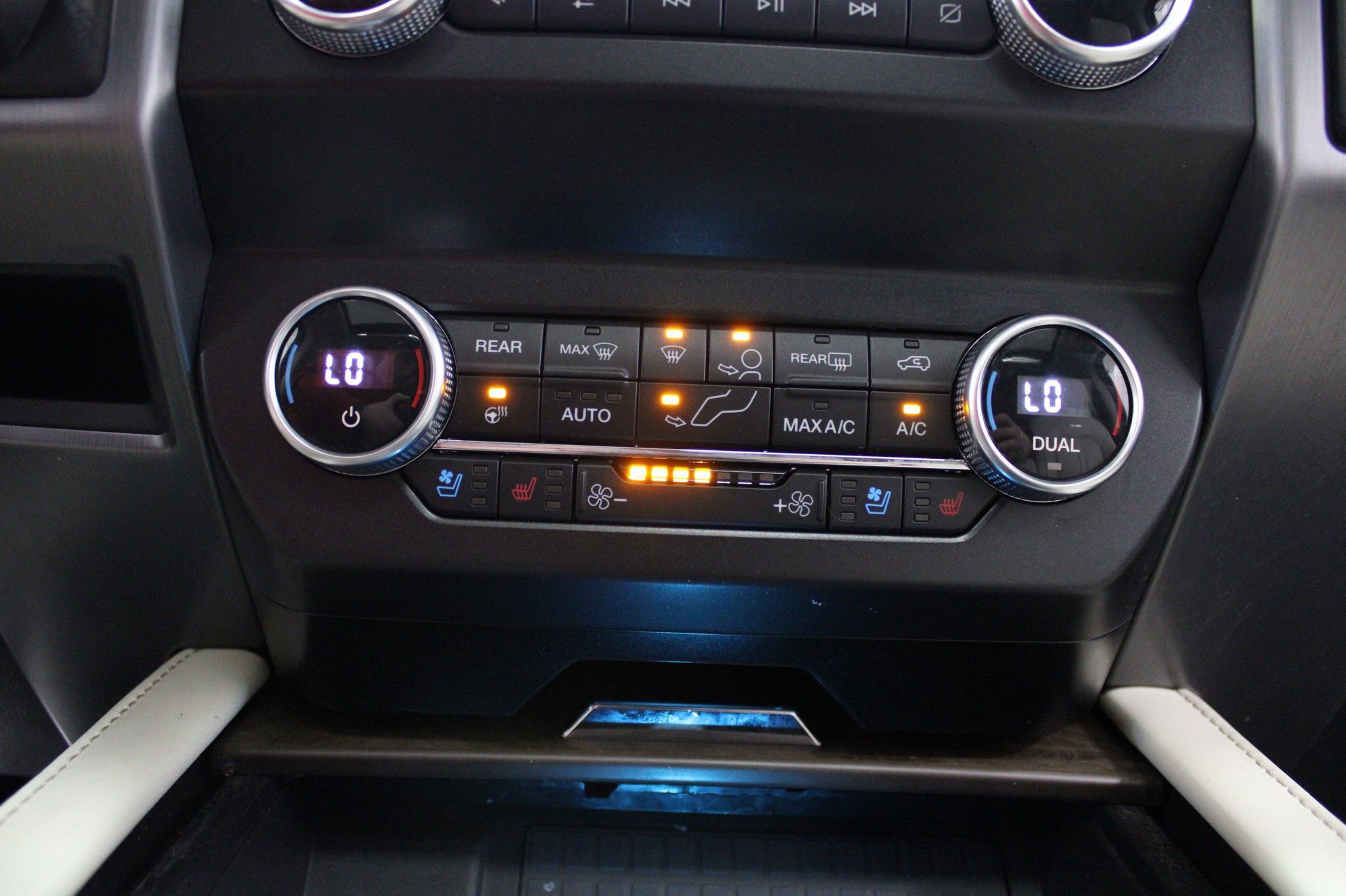 Used 2021 Ford Expedition Max Platinum image 46