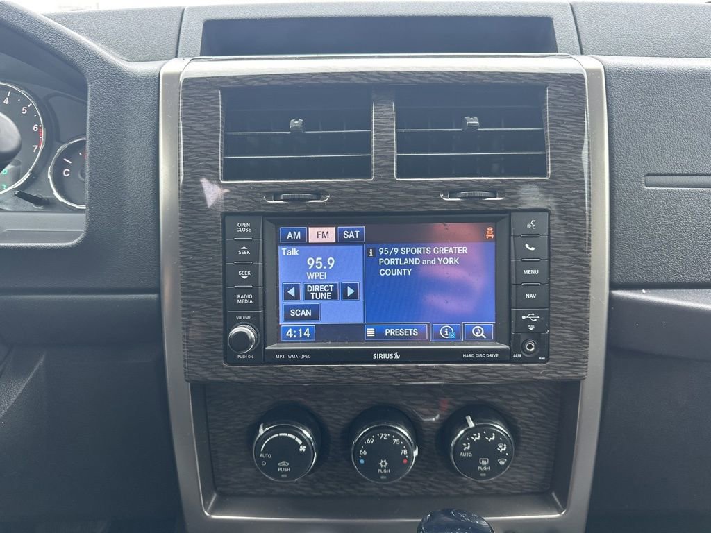 Used 2012 Jeep Liberty Limited Jet w/ Chrome Accents Group image 21