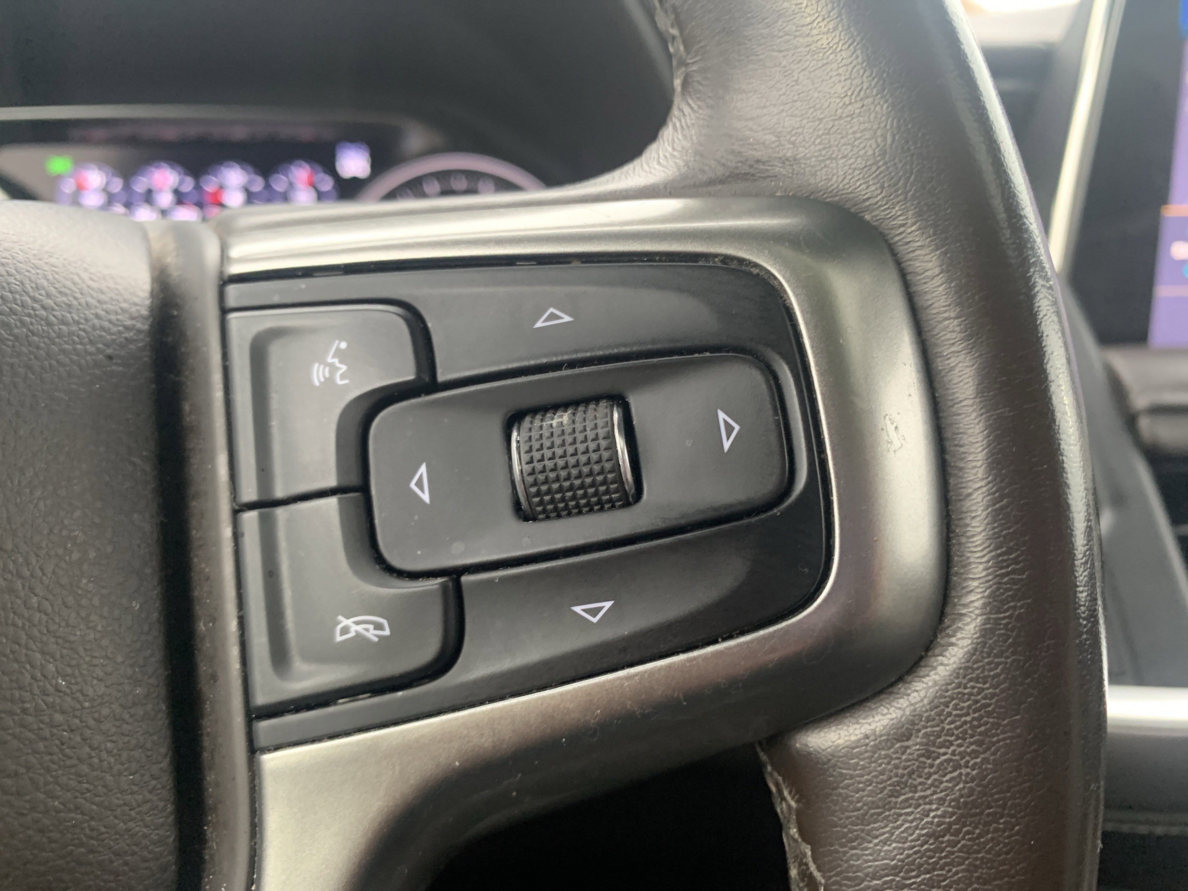 Used 2021 Chevrolet Tahoe Z71 w/ Z71 Off-Road Package image 20