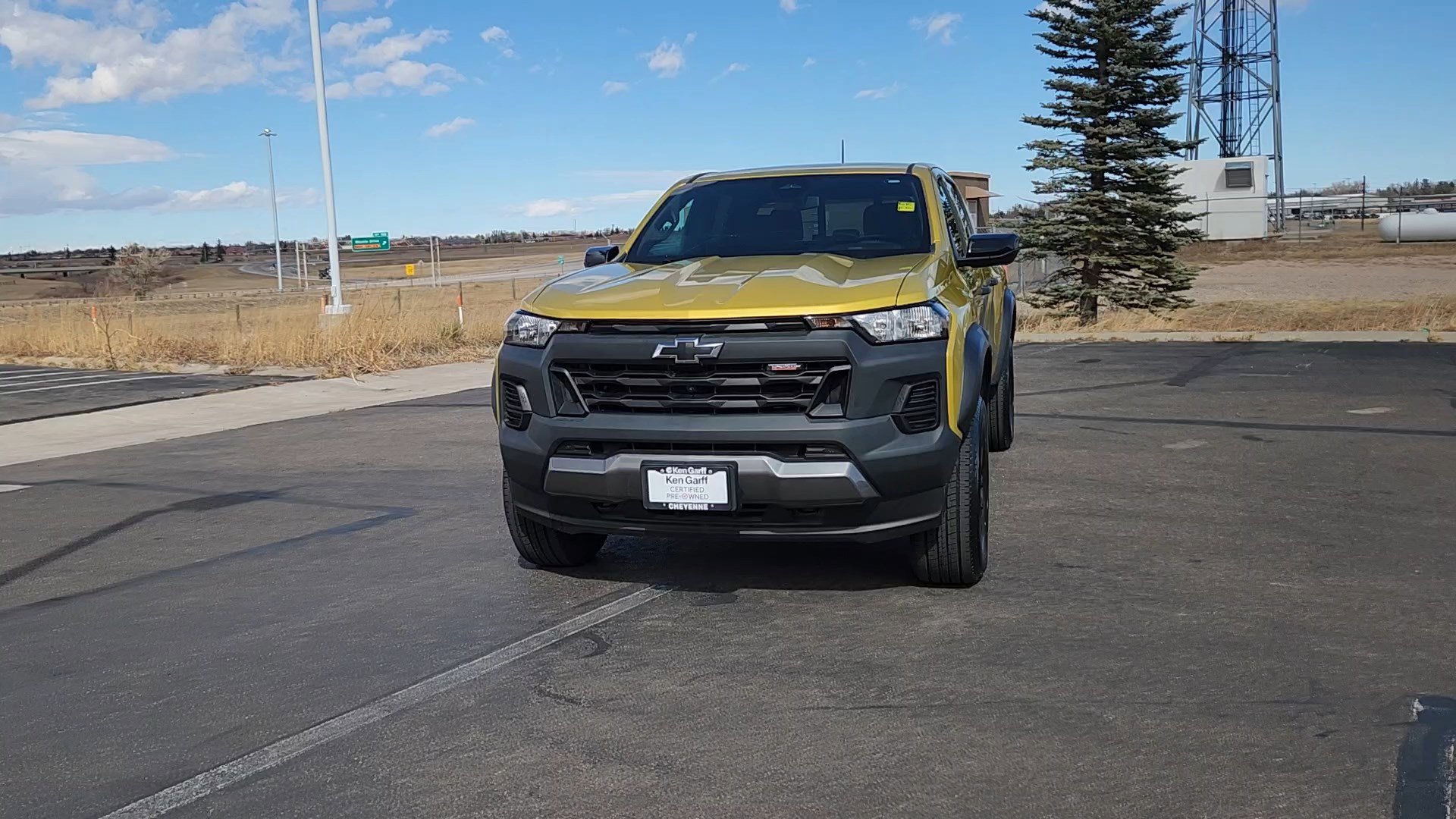 Used 2024 Chevrolet Colorado Trail Boss w/ Technology Package image 4