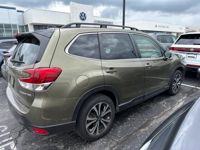 Used 2024 Subaru Forester Limited AWD/4WD image 4