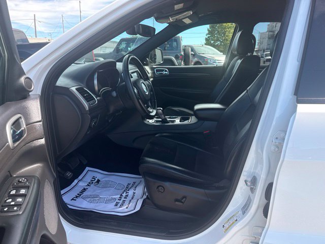 Used 2018 Jeep Grand Cherokee Altitude AWD/4WD image 6