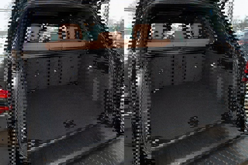 New 2026 BMW X5 M Competition w/ Executive Package image 11