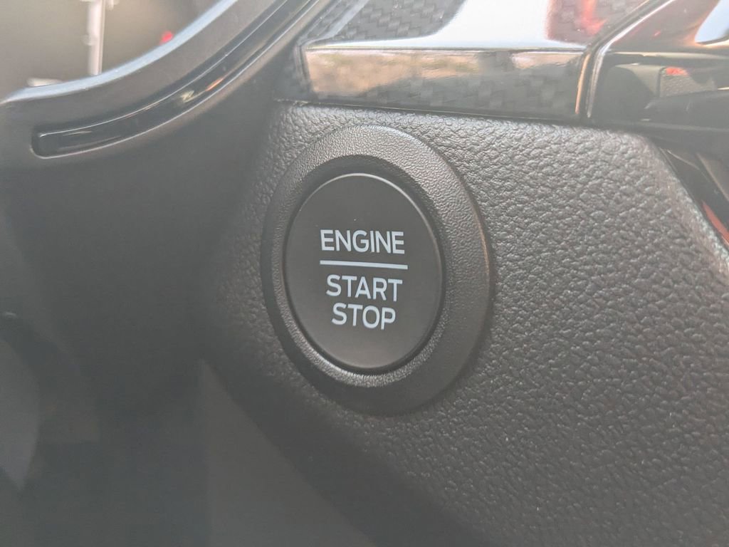 Used 2025 Ford Escape ST-Line Select image 24