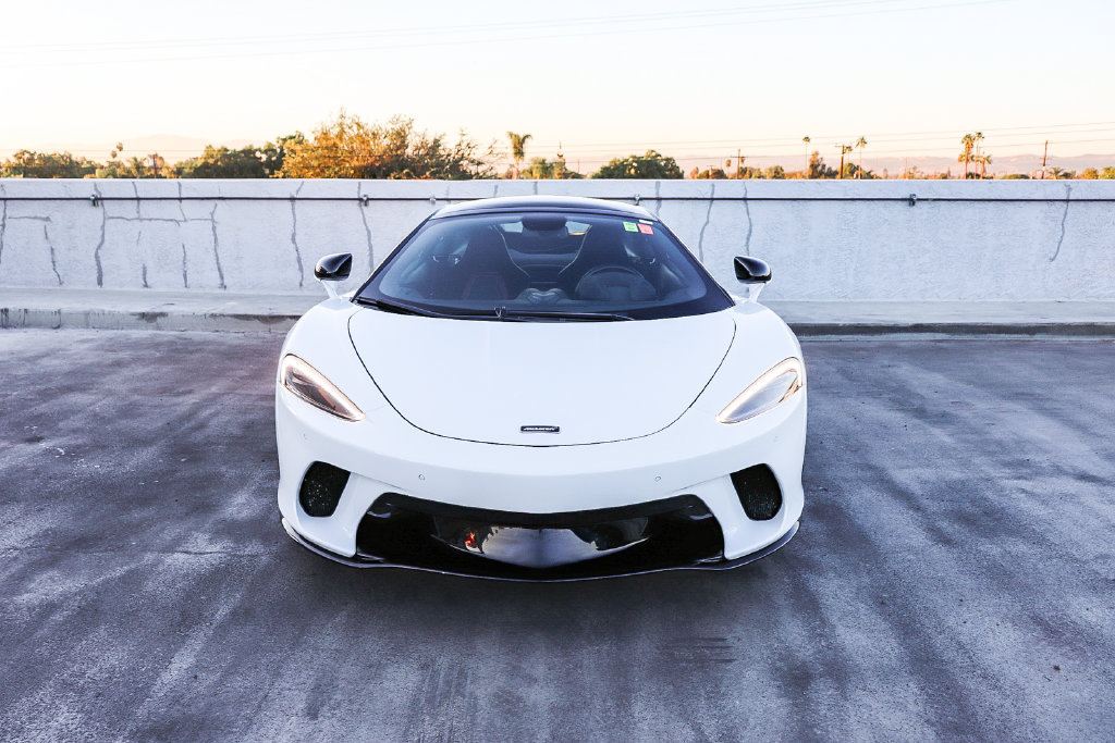 Used 2022 McLaren GT RWD image 2
