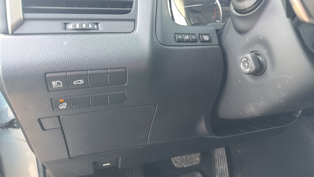 Certified 2021 Lexus RX 350L Premium w/ Premium Package image 24