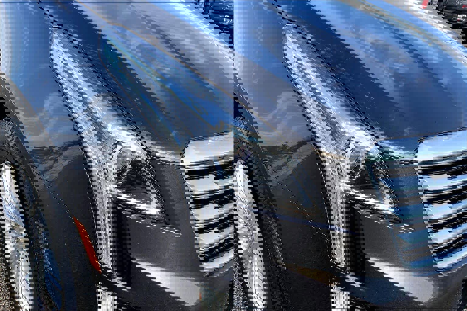 Used 2018 Cadillac XT5 FWD image 26