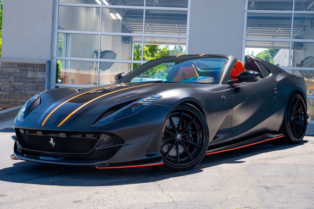 Used 2023 Ferrari 812 GTS RWD image 2