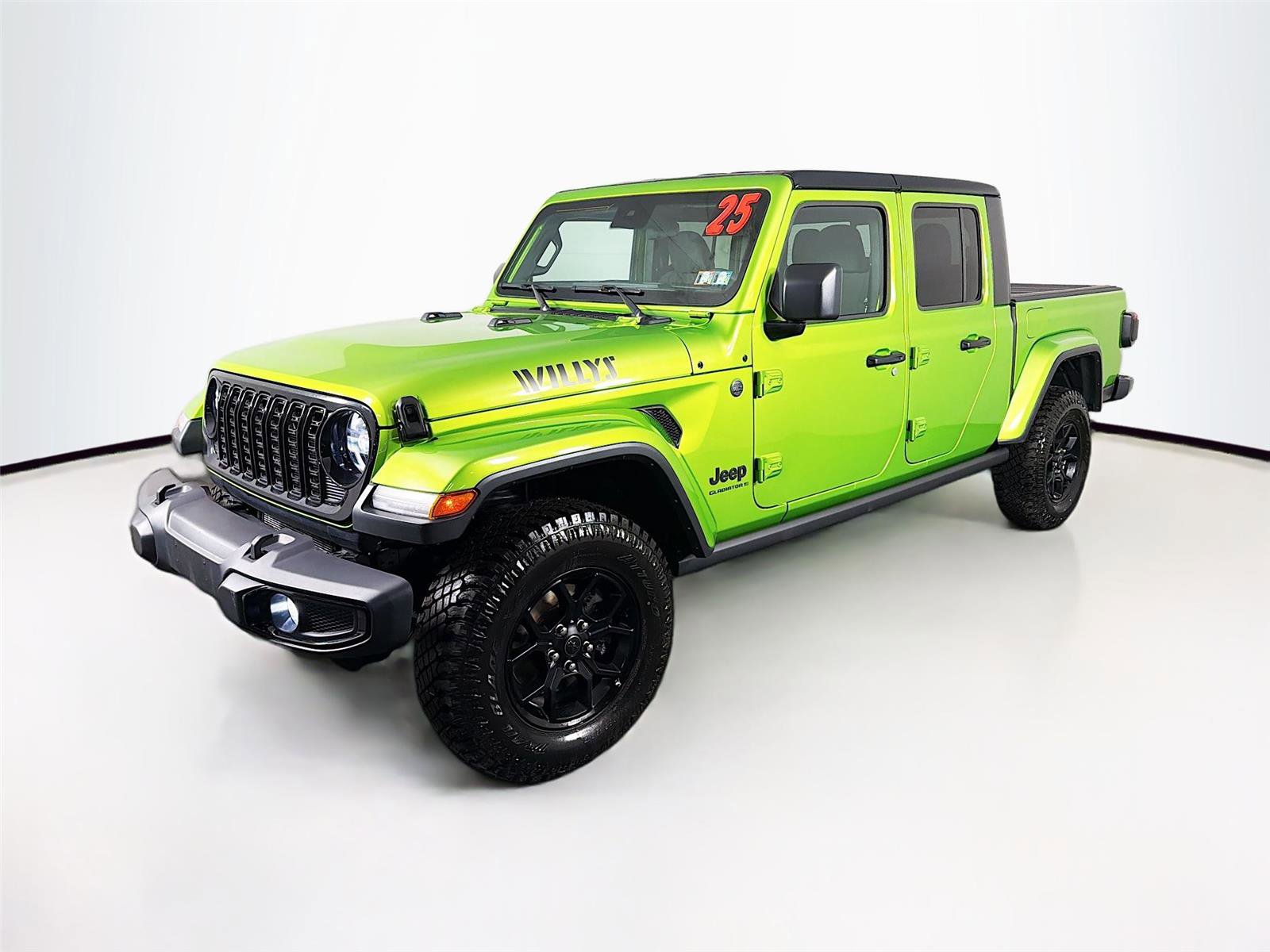 Used 2025 Jeep Gladiator Willys image 3