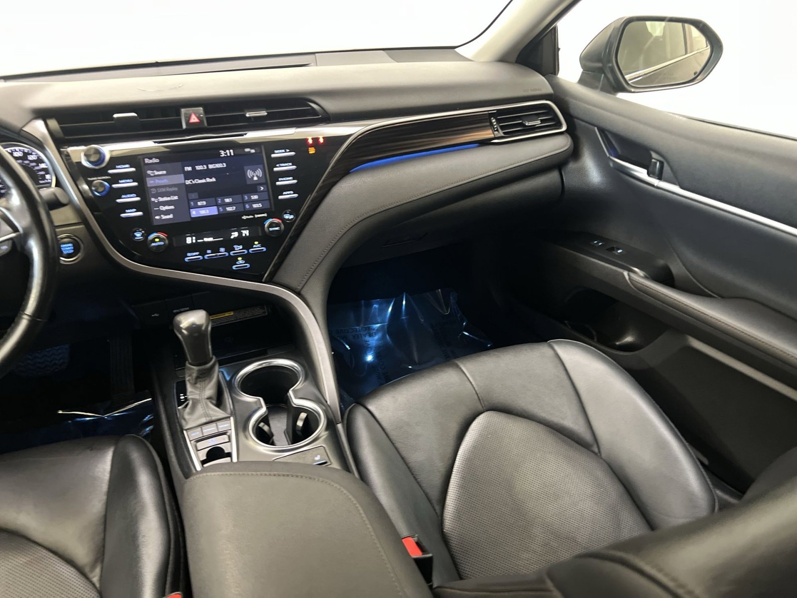 Used 2020 Toyota Camry XLE AWD/4WD image 31