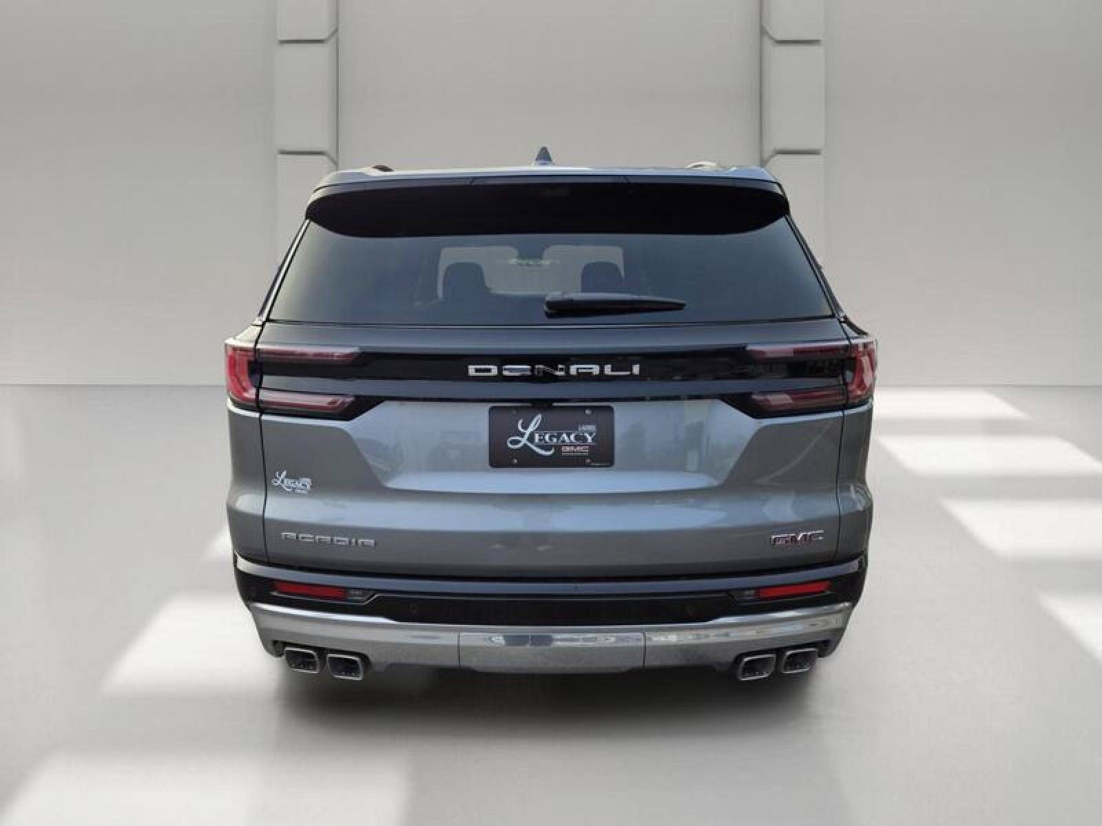 New 2026 GMC Acadia Denali w/ Super Cruise Package FWD image 6