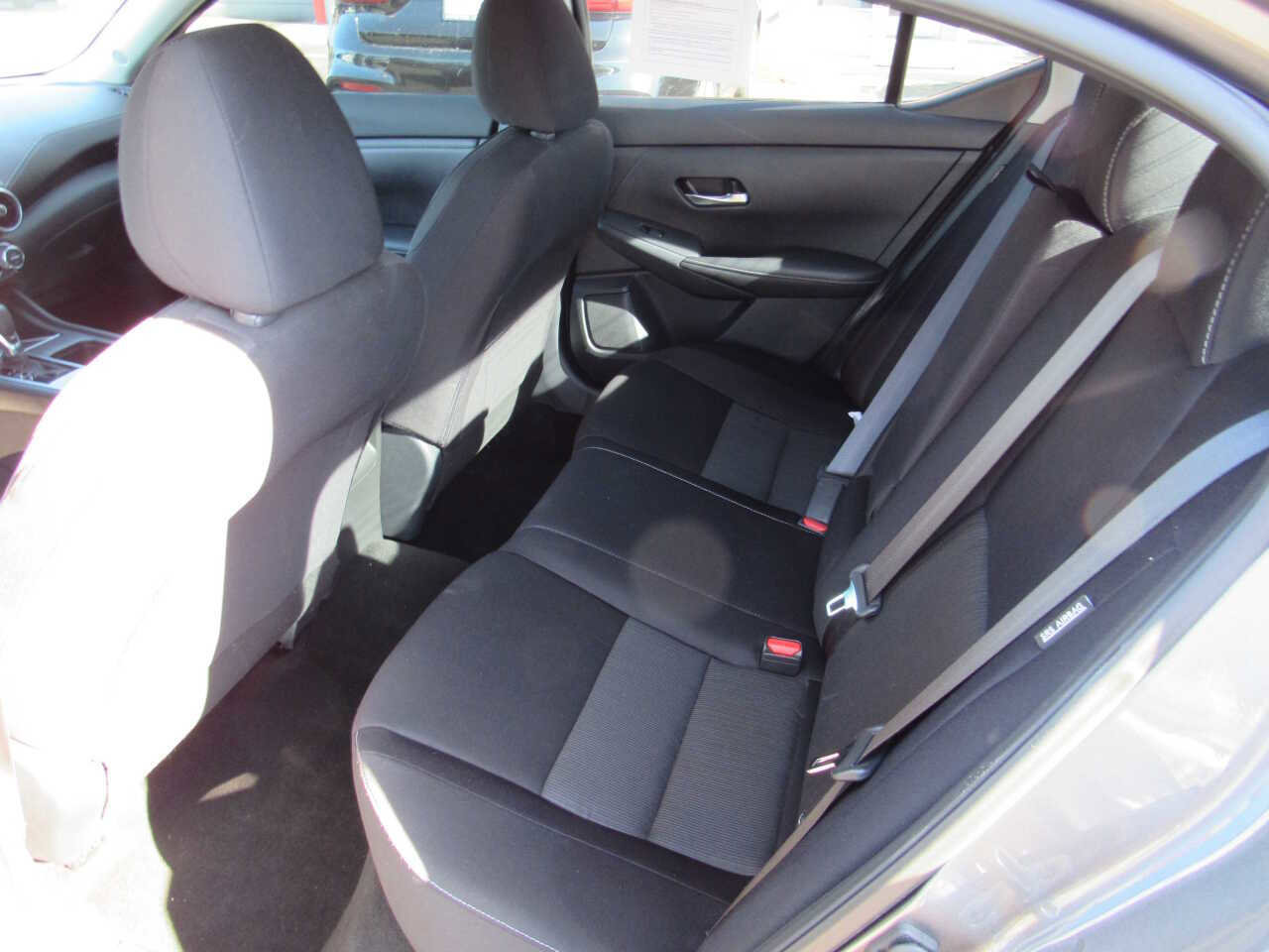 Used 2021 Nissan Sentra SV FWD image 10