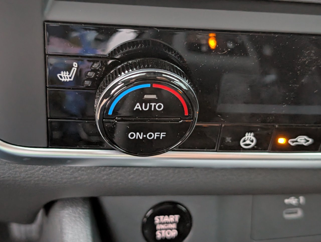New 2027 Nissan Rogue SV w/ Cold Weather Package FWD image 14