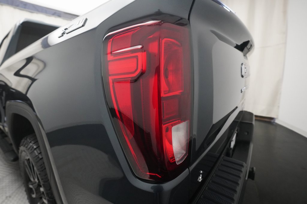 Used 2021 GMC Sierra 1500 Elevation w/ Preferred Package image 31