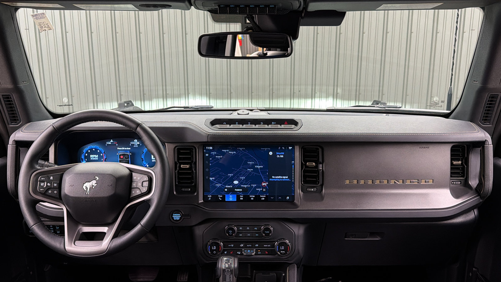 Used 2025 Ford Bronco Badlands AWD/4WD image 34