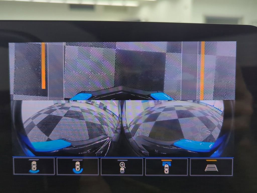 Used 2021 Chevrolet Corvette Stingray Premium Conv w/ Z51 Performance Package RWD image 22