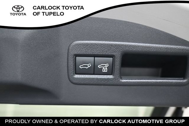 Used 2025 Toyota bZ4X FWD image 35