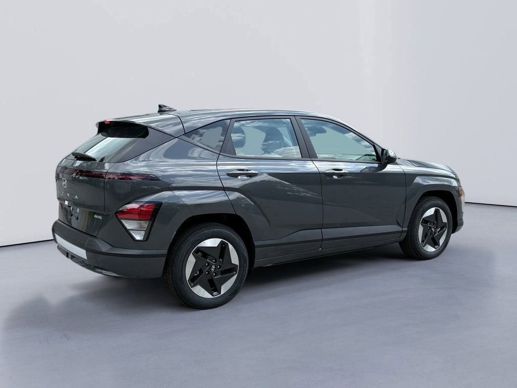 New 2025 Hyundai Kona SE video 3