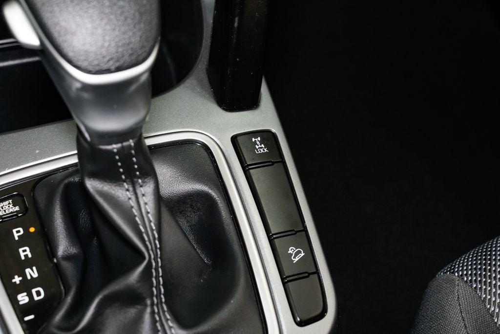 Certified 2025 Kia Seltos LX image 22