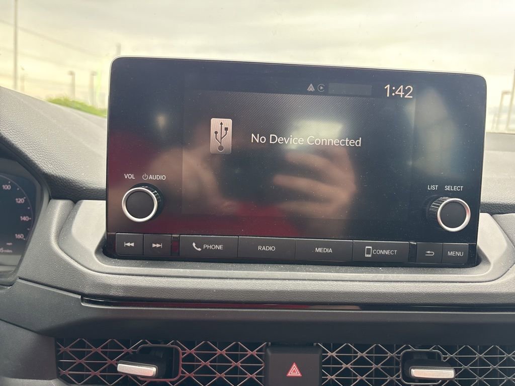 Used 2023 Honda Accord EX image 19