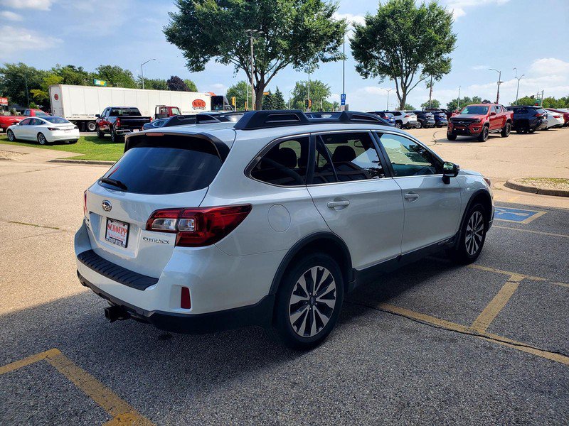 Used 2016 Subaru Outback 2.5i Limited AWD/4WD image 5
