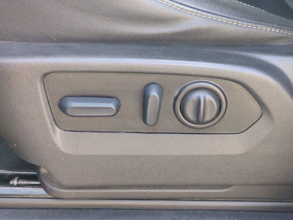 Used 2022 Chevrolet Silverado 2500 LTZ w/ LTZ Plus Package image 21