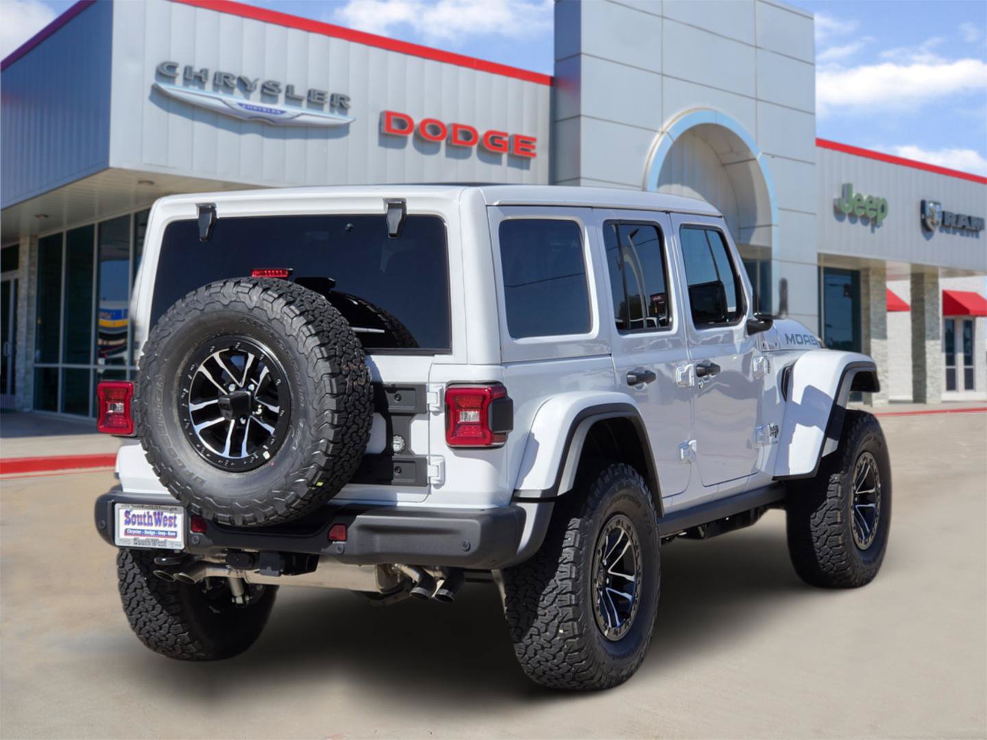 New 2027 Jeep Wrangler Unlimited Rubicon 392 AWD/4WD image 5