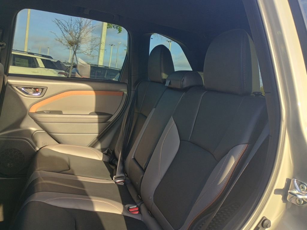 Used 2025 Subaru Forester Sport image 17
