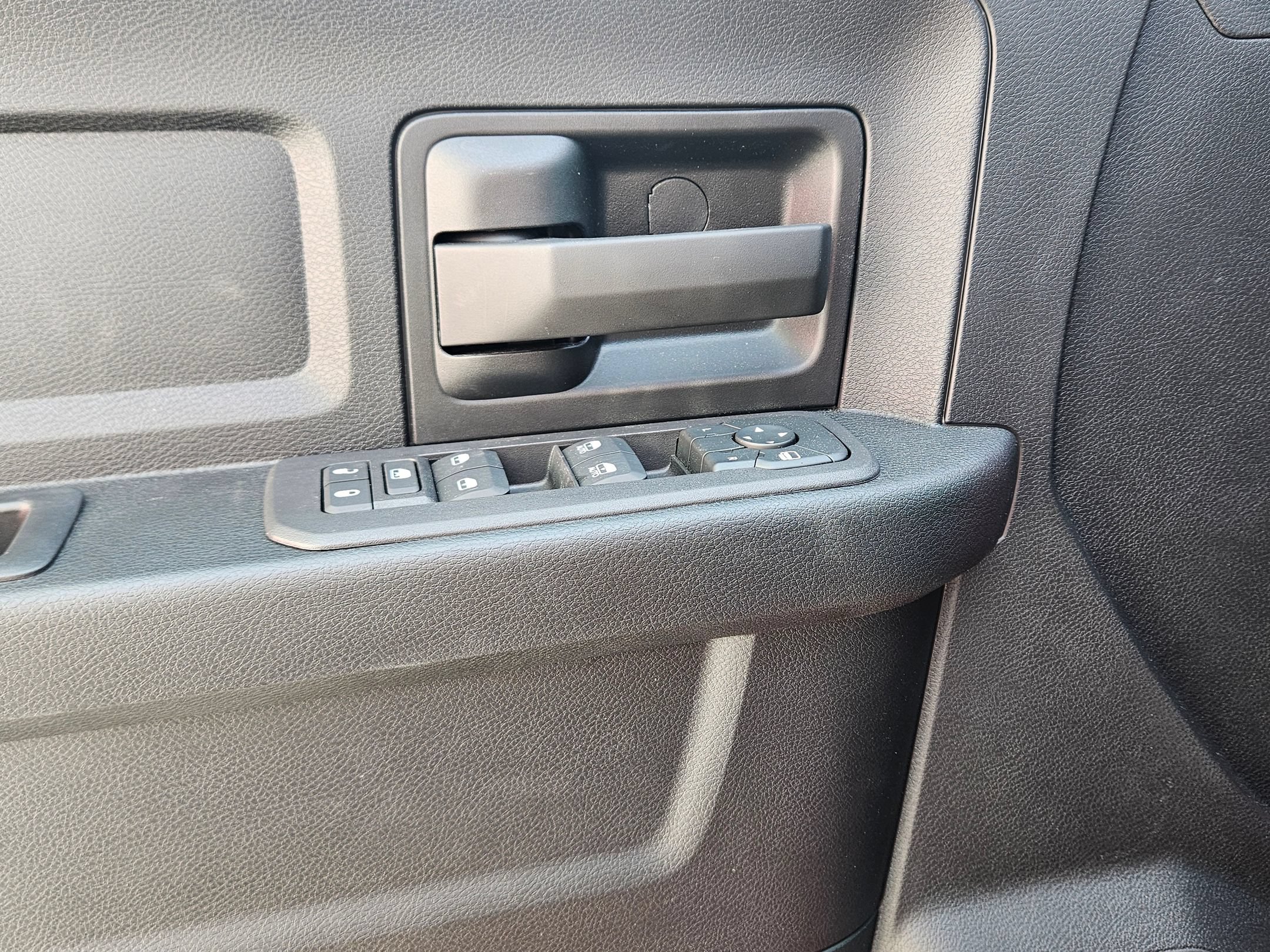 New 2026 RAM 2500 Tradesman AWD/4WD image 18