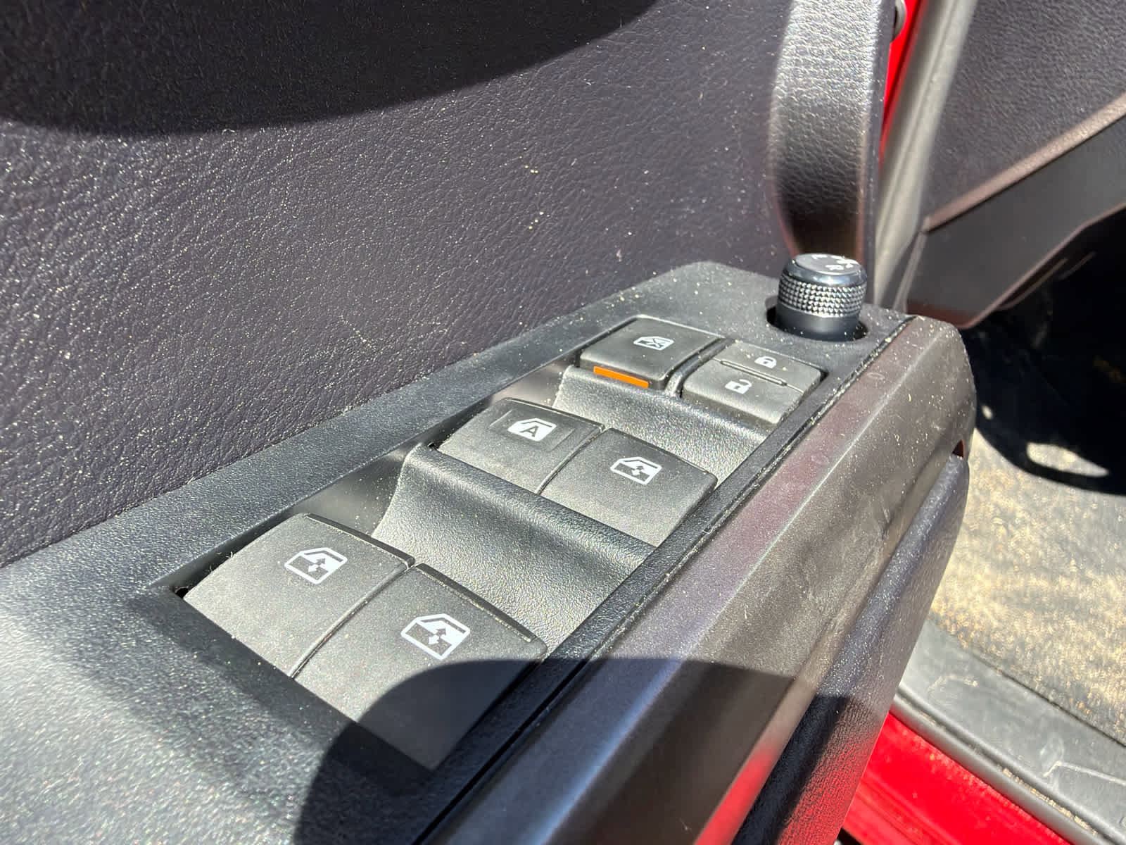 Used 2020 Toyota Tacoma SR5 RWD image 27