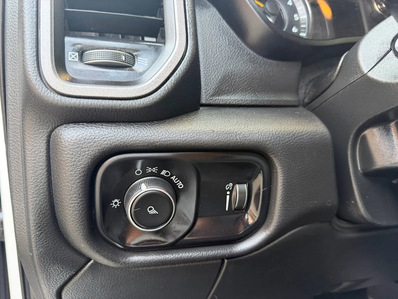 Used 2022 RAM 2500 Tradesman AWD/4WD image 10