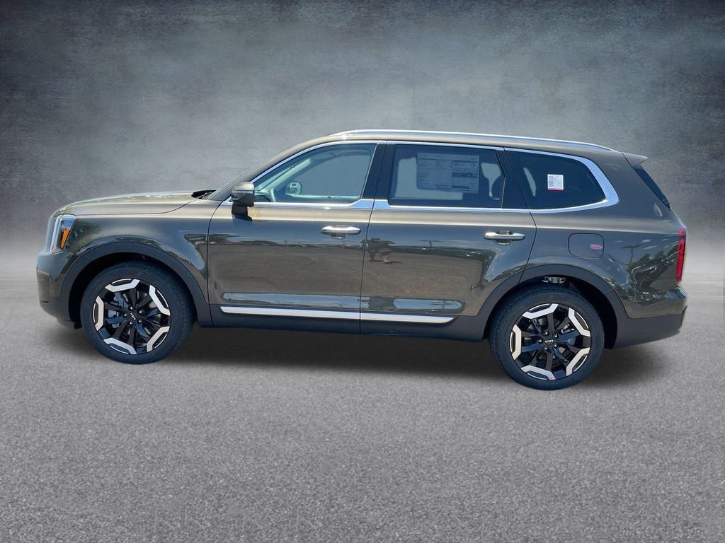 Used 2025 Kia Telluride S image 28