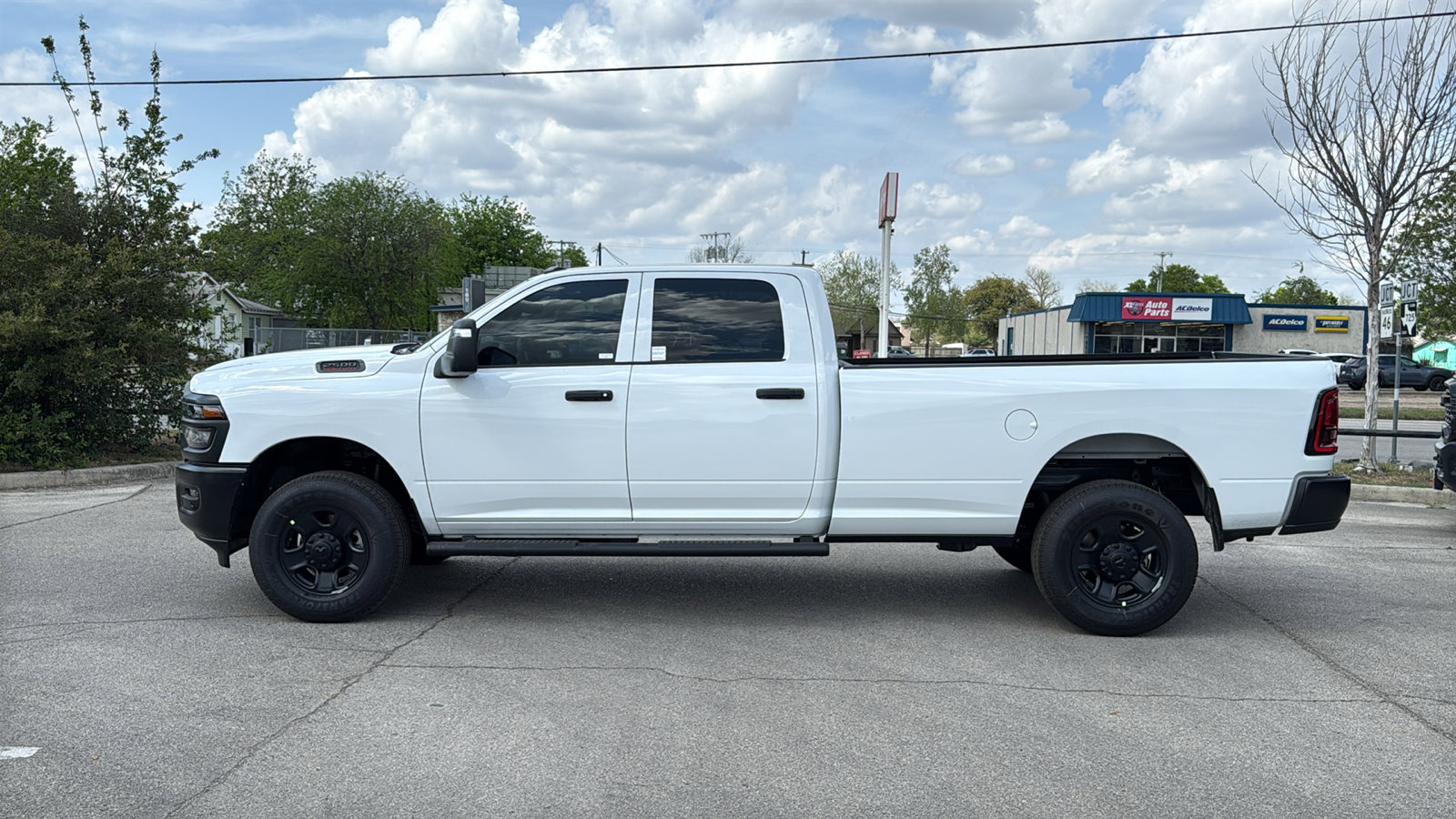 New 2026 RAM 2500 Tradesman AWD/4WD image 2