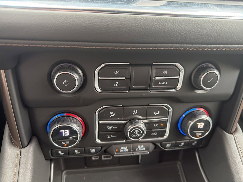 Used 2023 Chevrolet Tahoe High Country image 24