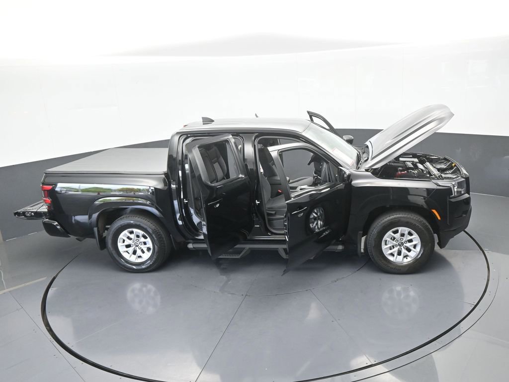 Used 2024 Nissan Frontier SV image 63