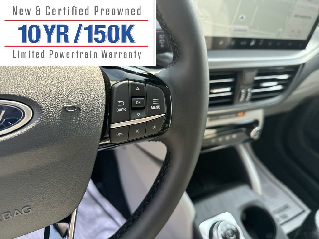 Used 2024 Ford Escape SE image 19