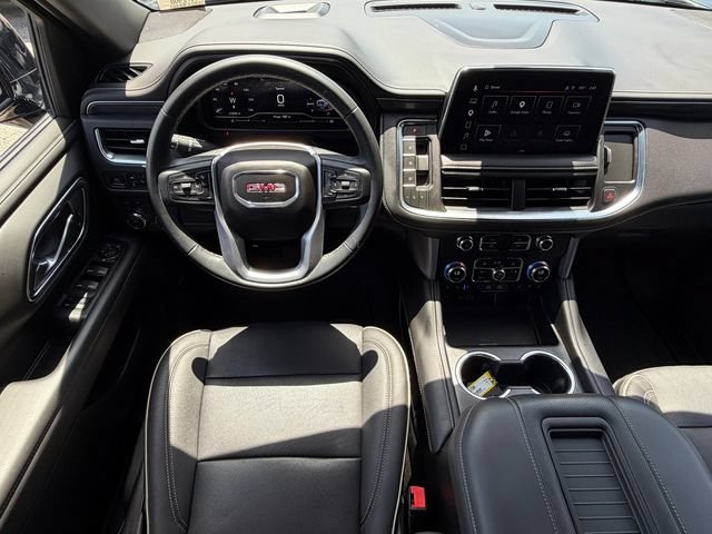 Used 2023 GMC Yukon XL SLT AWD/4WD image 16