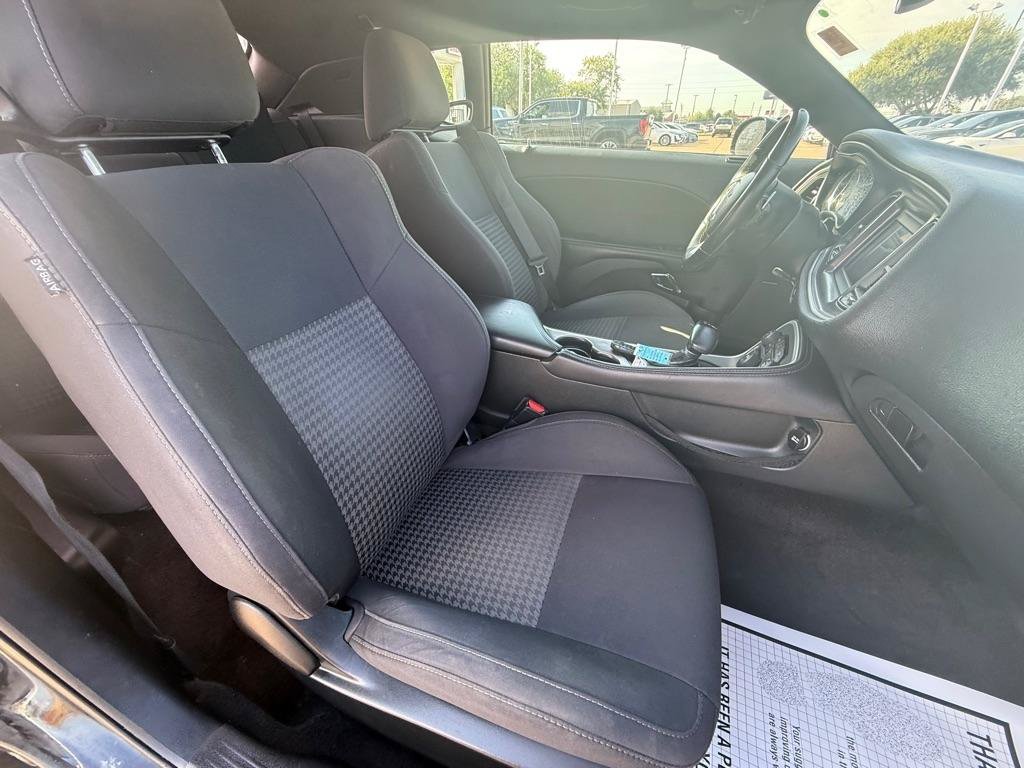 Used 2019 Dodge Challenger R/T RWD image 14