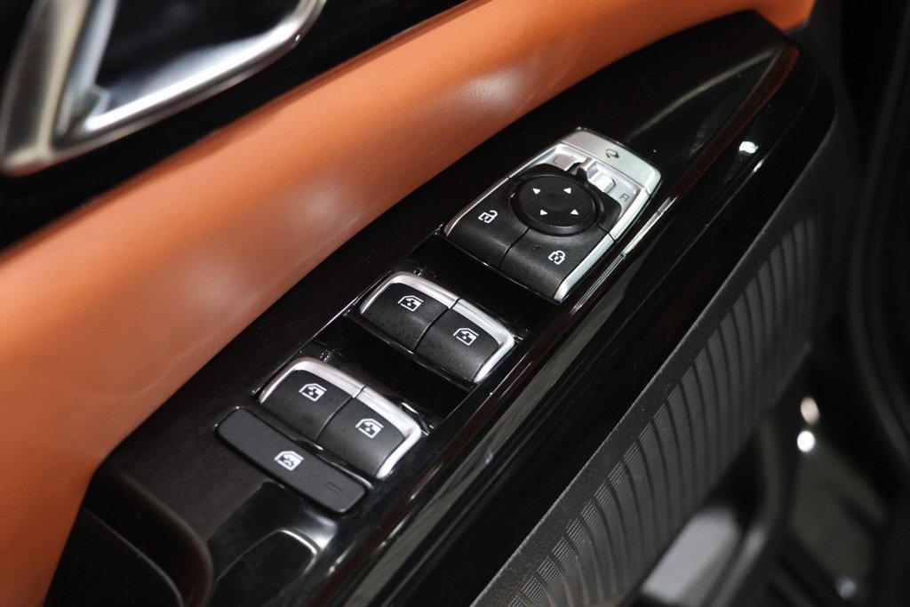 Used 2023 Kia Carnival SX Prestige FWD image 20