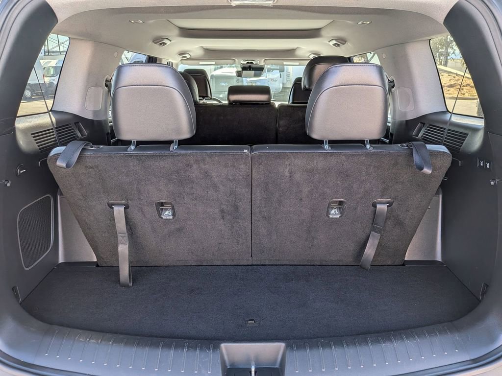 Used 2025 Hyundai Santa Fe Limited image 28