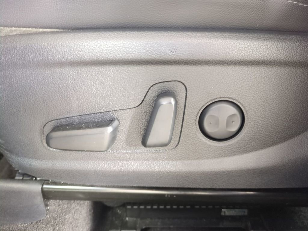 Certified 2021 Hyundai Santa Fe SEL Premium w/ Cargo Package image 23