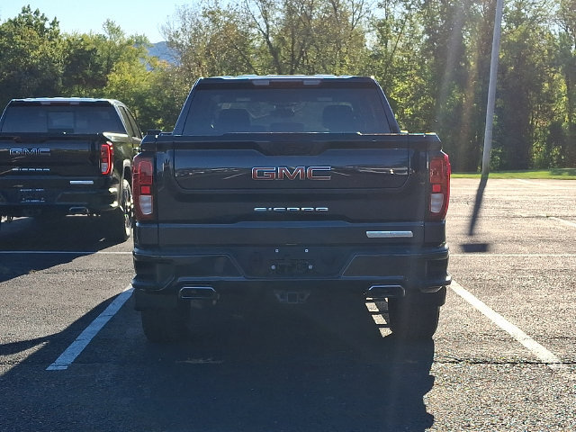 Used 2023 GMC Sierra 1500 Elevation w/ X31 Off-Road Package AWD/4WD image 7