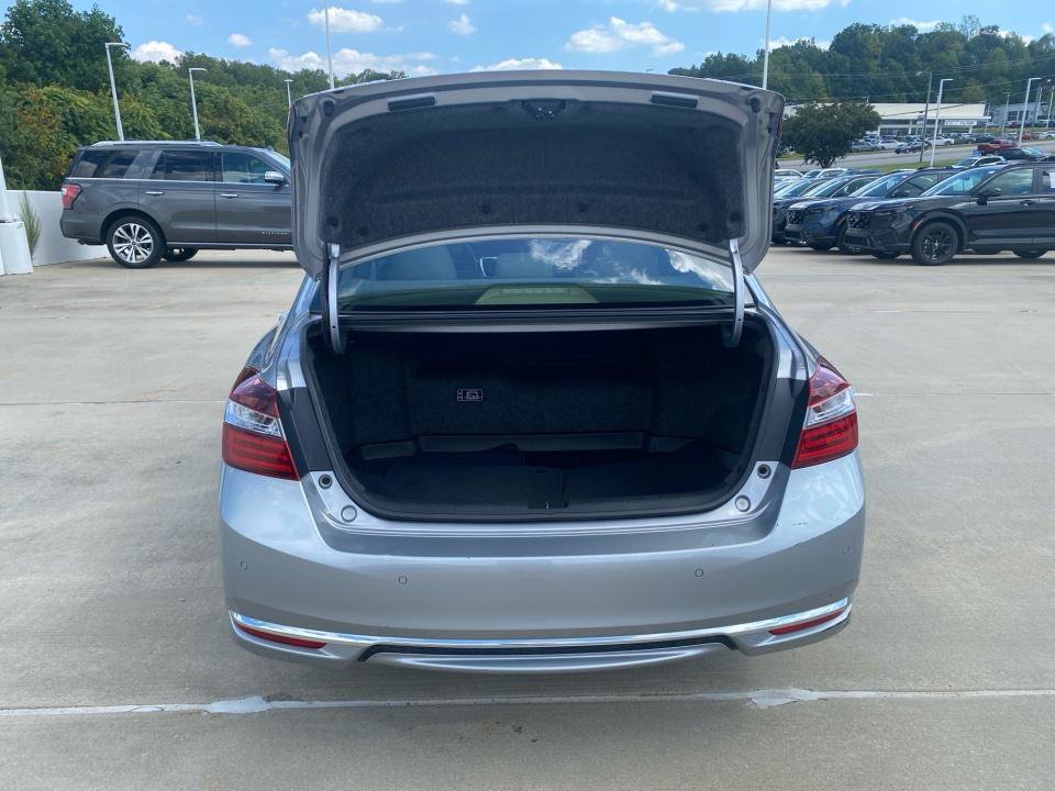 Used 2017 Honda Accord Touring image 18