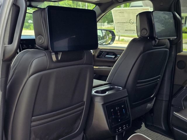 New 2026 GMC Yukon Denali Ultimate AWD/4WD image 21