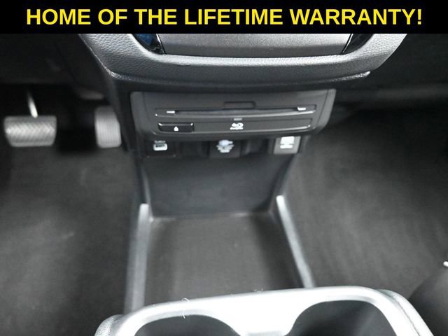 Used 2024 Honda Odyssey Elite image 32