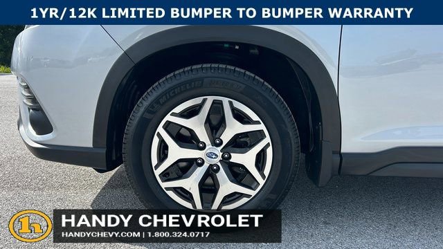 Used 2022 Subaru Forester Premium image 11